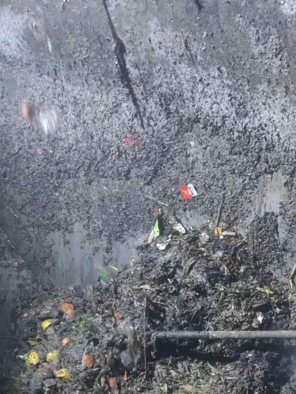 长宁污水池清理